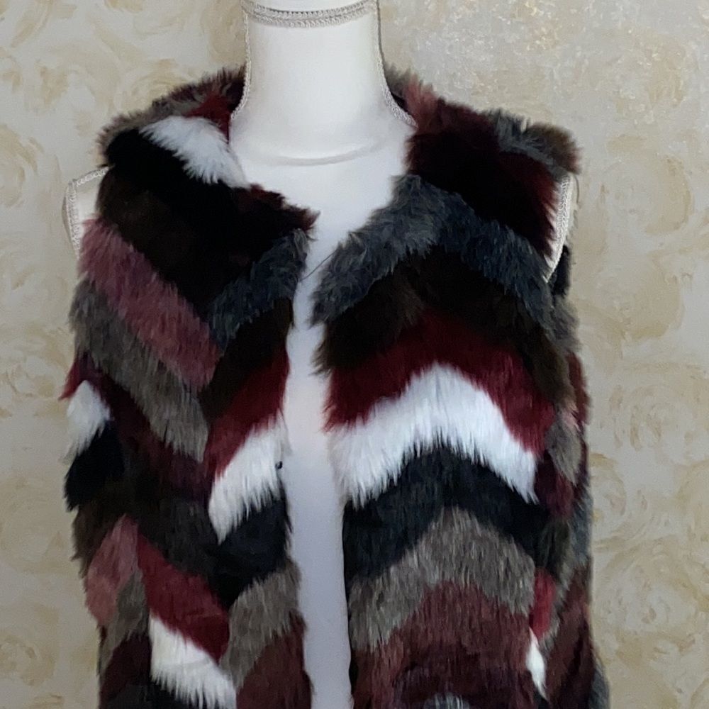 Fever Multicolored Chevron Vest!! - Picture 2 of 5